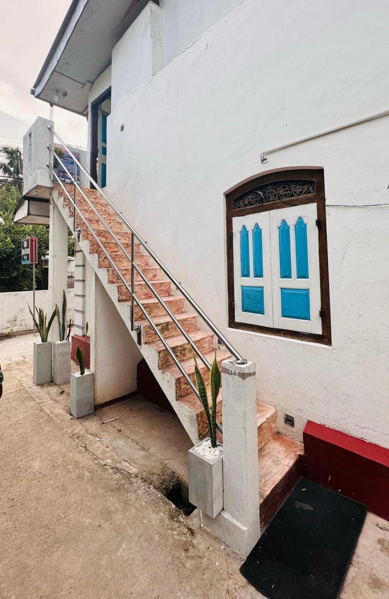 Villa Blue Ocean Mirissa Exterior foto